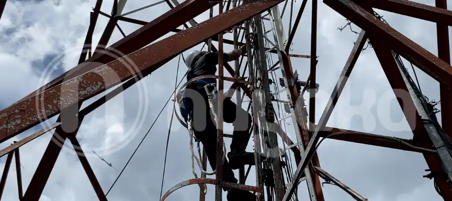 900x400 maintenance Tower